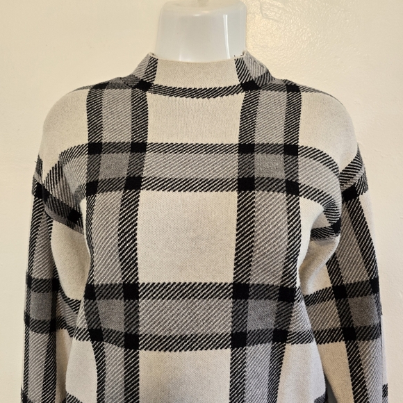 Premise - Plaid Knit Mock Sweater - Picture 2 of 15